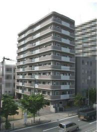 ユニライフ大阪ドーム前