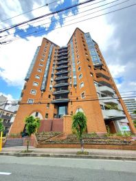 朝日プラザアルティマタワーズ