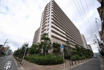 リバーガーデン森の城